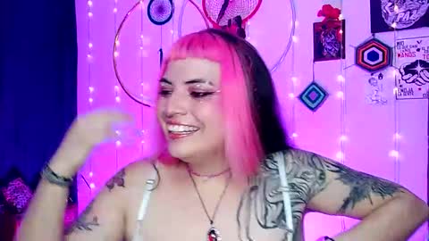 Snapshot of luna_ray420 chatting on February 16, 2025, 7:37 am MISS LUNA online show from February 16, 2025, 7:37 am