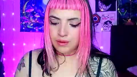 Snapshot of luna_ray420 chatting on February 23, 2025, 7:22 am MISS LUNA online show from February 23, 2025, 7:22 am