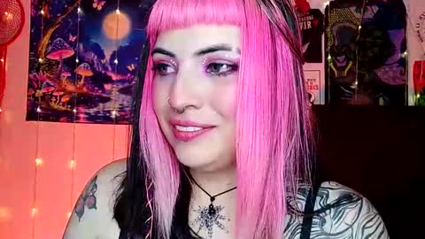 Snapshot of luna_ray420 chatting on March 7, 2025, 5:51 am MISS LUNA online show from March 7, 2025, 5:51 am