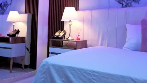  A M M Y  online show from October 28, 2025, 11:47 am