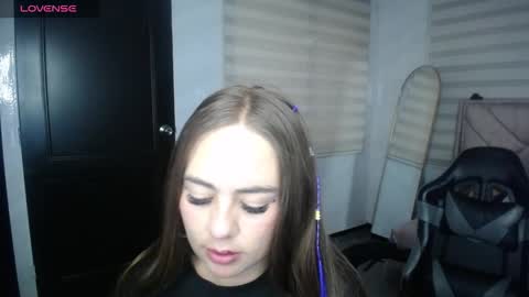 Snapshot of luna_star_v chatting on September 10, 2025, 3:06 am Live 1000pm 600am COLOMBIAN HOUR online show from September 10, 2025, 3:06 am