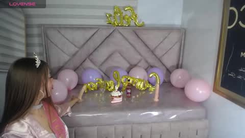 Snapshot of luna_star_v chatting on September 16, 2025, 3:40 am Live 1000pm 600am COLOMBIAN HOUR online show from September 16, 2025, 3:40 am