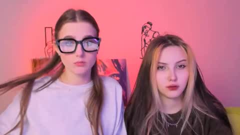 Snapshot of luna_tin chatting on October 13, 2025, 7:03 pm Luna online show from October 13, 2025, 7:03 pm