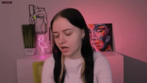 Snapshot of luna_tin chatting on November 16, 2025, 9:26 am Luna online show from November 16, 2025, 9:26 am