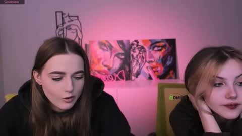 Snapshot of luna_tin chatting on November 19, 2025, 5:40 am Luna online show from November 19, 2025, 5:40 am