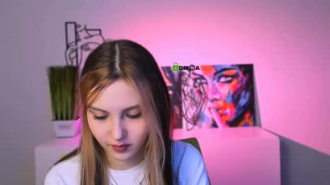 Snapshot of luna_tin chatting on November 28, 2025, 7:27 pm Luna online show from November 28, 2025, 7:27 pm