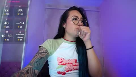 LUNA online show from November 28, 2025, 2:14 am