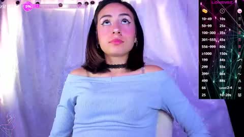 Snapshot of lunacandyy1323 chatting on October 17, 2025, 6:10 pm Luna online show from October 17, 2025, 6:10 pm