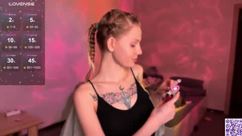 Britney online show from October 3, 2025, 7:55 pm