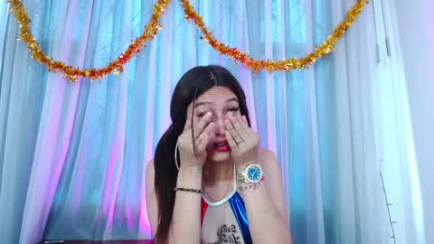 Snapshot of lunaembercs chatting on December 24, 2024, 6:06 pm Luna online show from December 24, 2024, 6:06 pm