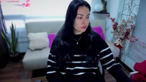 Luna online show from October 26, 2025, 9:21 pm