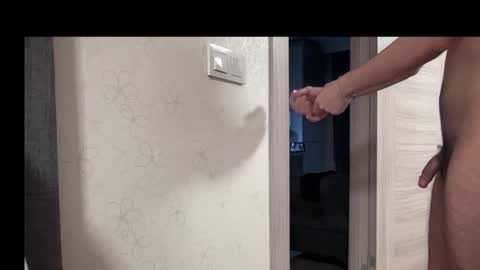 Snapshot of lunamalpica chatting on December 8, 2024, 5:44 pm LunaPica online show from December 8, 2024, 5:44 pm