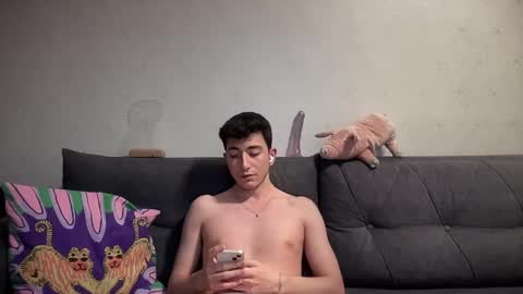 Snapshot of lunamalpica chatting on January 31, 2025, 3:55 pm LunaPica online show from January 31, 2025, 3:55 pm