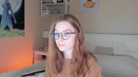 Snapshot of lunar_sofia chatting on December 21, 2024, 11:13 pm Sofia online show from December 21, 2024, 11:13 pm