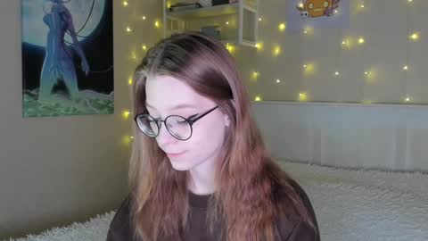 Snapshot of lunar_sofia chatting on January 27, 2025, 12:22 am Sofia online show from January 27, 2025, 12:22 am