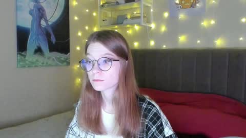 Snapshot of lunar_sofia chatting on January 29, 2025, 2:10 pm Sofia online show from January 29, 2025, 2:10 pm