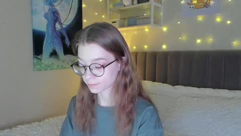 Snapshot of lunar_sofia chatting on March 5, 2025, 1:50 pm Sofia online show from March 5, 2025, 1:50 pm