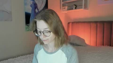 Snapshot of lunar_sofia chatting on September 14, 2025, 10:58 am Sofia online show from September 14, 2025, 10:58 am