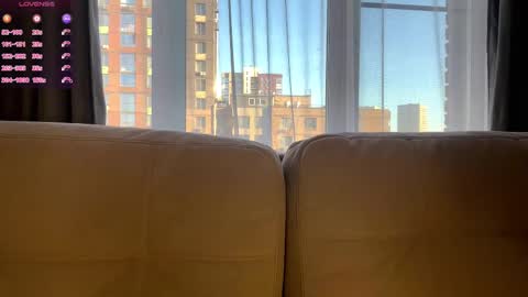 Michelle online show from October 27, 2025, 4:05 am