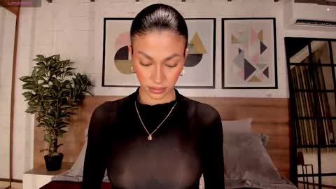 Luna Ruso  online show from September 20, 2025, 7:59 pm