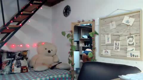 luna online show from March 12, 2025, 1:19 pm