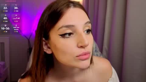 Kate online show from October 27, 2025, 8:46 pm