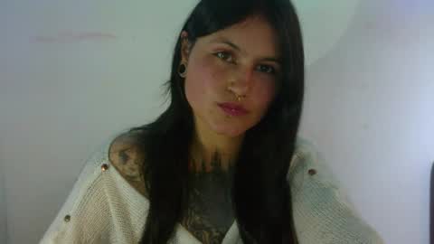 Snapshot of lunatica_2000 chatting on January 22, 2025, 1:11 pm Luna online show from January 22, 2025, 1:11 pm