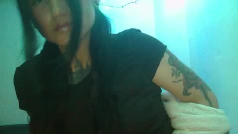 Snapshot of lunatica_2000 chatting on March 1, 2025, 8:53 pm Luna online show from March 1, 2025, 8:53 pm