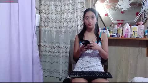Snapshot of lunawillis chatting on September 24, 2025, 6:55 pm Luna online show from September 24, 2025, 6:55 pm