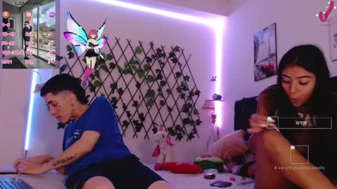 Snapshot of lunay_gutierreez chatting on October 8, 2025, 4:10 am Lunay and mariana PVT OPEN online show from October 8, 2025, 4:10 am