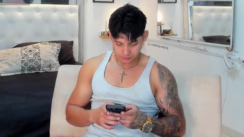 Lunay online show from October 24, 2025, 1:03 am