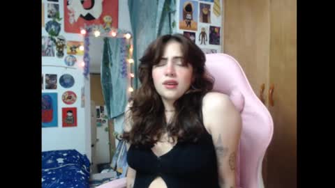 Snapshot of lunita_girl chatting on March 8, 2025, 7:05 am xh  online show from March 8, 2025, 7:05 am