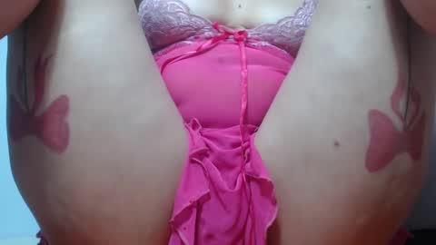 Snapshot of lunitaqueen_ chatting on January 11, 2025, 3:55 am Luna Tamara online show from January 11, 2025, 3:55 am