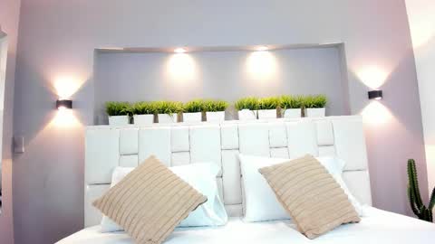 Snapshot of lunnablake chatting on October 4, 2025, 3:59 am L U N N A online show from October 4, 2025, 3:59 am