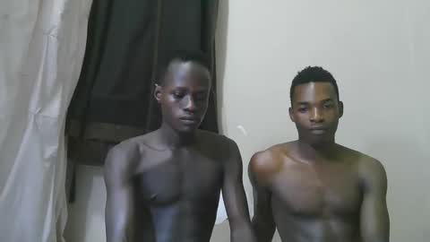 luoislove online show from December 3, 2025, 8:18 pm