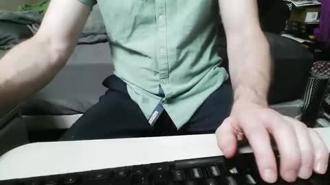 Snapshot of lurkin4alivin chatting on October 15, 2025, 6:13 am lurkin4alivin online show from October 15, 2025, 6:13 am