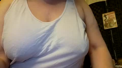 Snapshot of lusciouslibra82 chatting on December 5, 2024, 10:01 am .Clarissa. Follow me on Instagram miss buns online show from December 5, 2024, 10:01 am