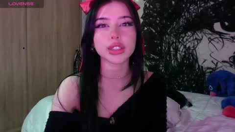 Snapshot of lustful_aprilx chatting on February 6, 2025, 10:32 pm Valerie  April   online show from February 6, 2025, 10:32 pm