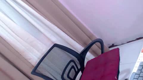 lustyseraphina online show from December 1, 2025, 10:42 am