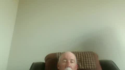 luv269er online show from December 19, 2025, 7:21 pm