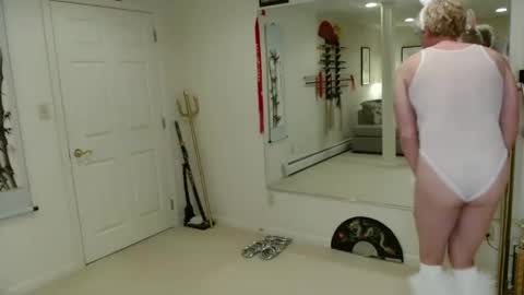 Luv Bunny online show from February 23, 2025, 6:23 pm