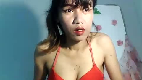 Bee Bee online show from November 7, 2025, 2:11 am