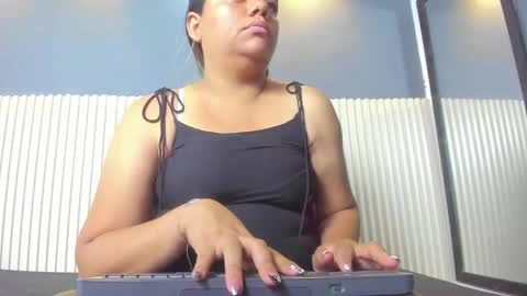 Luxe3 online show from September 21, 2025, 10:50 am