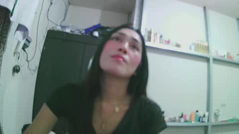 Snapshot of luxy27 chatting on September 20, 2025, 12:39 pm nikke online show from September 20, 2025, 12:39 pm