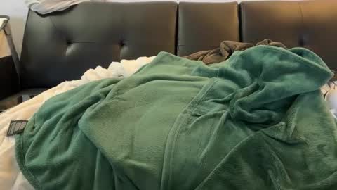 Snapshot of lvernon710 chatting on March 10, 2025, 2:48 pm lvernon805 online show from March 10, 2025, 2:48 pm