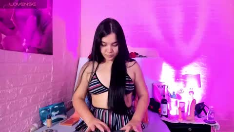 Snapshot of lyaa_collins_ chatting on September 14, 2025, 10:58 am Lya online show from September 14, 2025, 10:58 am