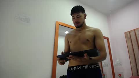 Snapshot of lyam_saenz chatting on November 6, 2025, 7:59 pm lyam_saenz online show from November 6, 2025, 7:59 pm