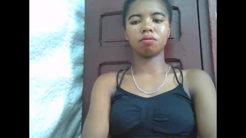 Snapshot of lydialarin chatting on February 23, 2025, 6:49 am Lydiah online show from February 23, 2025, 6:49 am