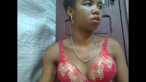 Snapshot of lydialarin chatting on February 24, 2025, 3:23 am Lydiah online show from February 24, 2025, 3:23 am