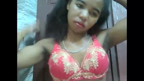 Snapshot of lydialarin chatting on February 25, 2025, 4:14 am Lydiah online show from February 25, 2025, 4:14 am